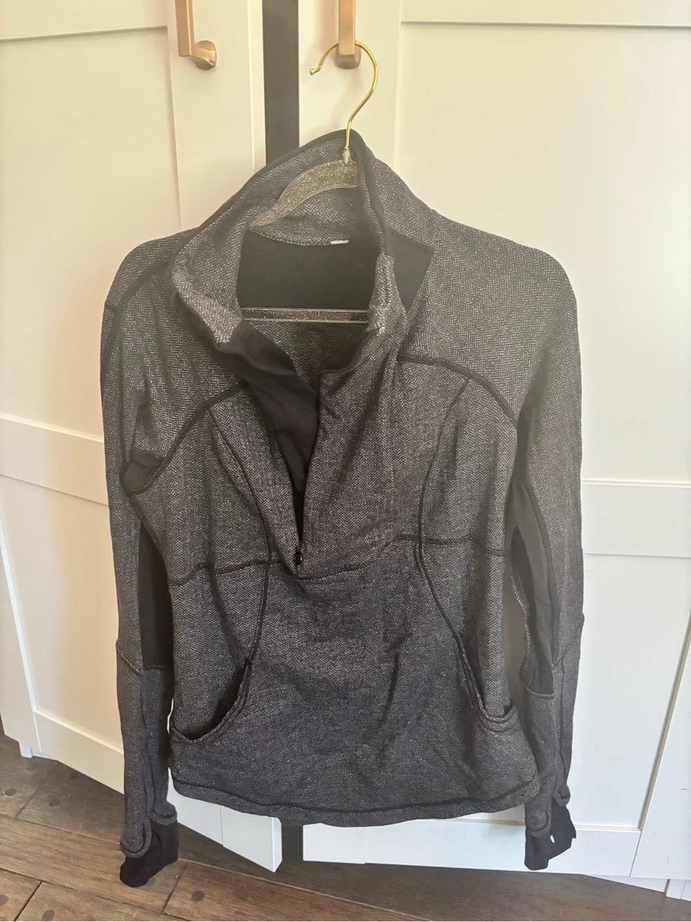 Lululemon Base Runner Heathered Gray Athletic Pullover Hoodie Running Size 8